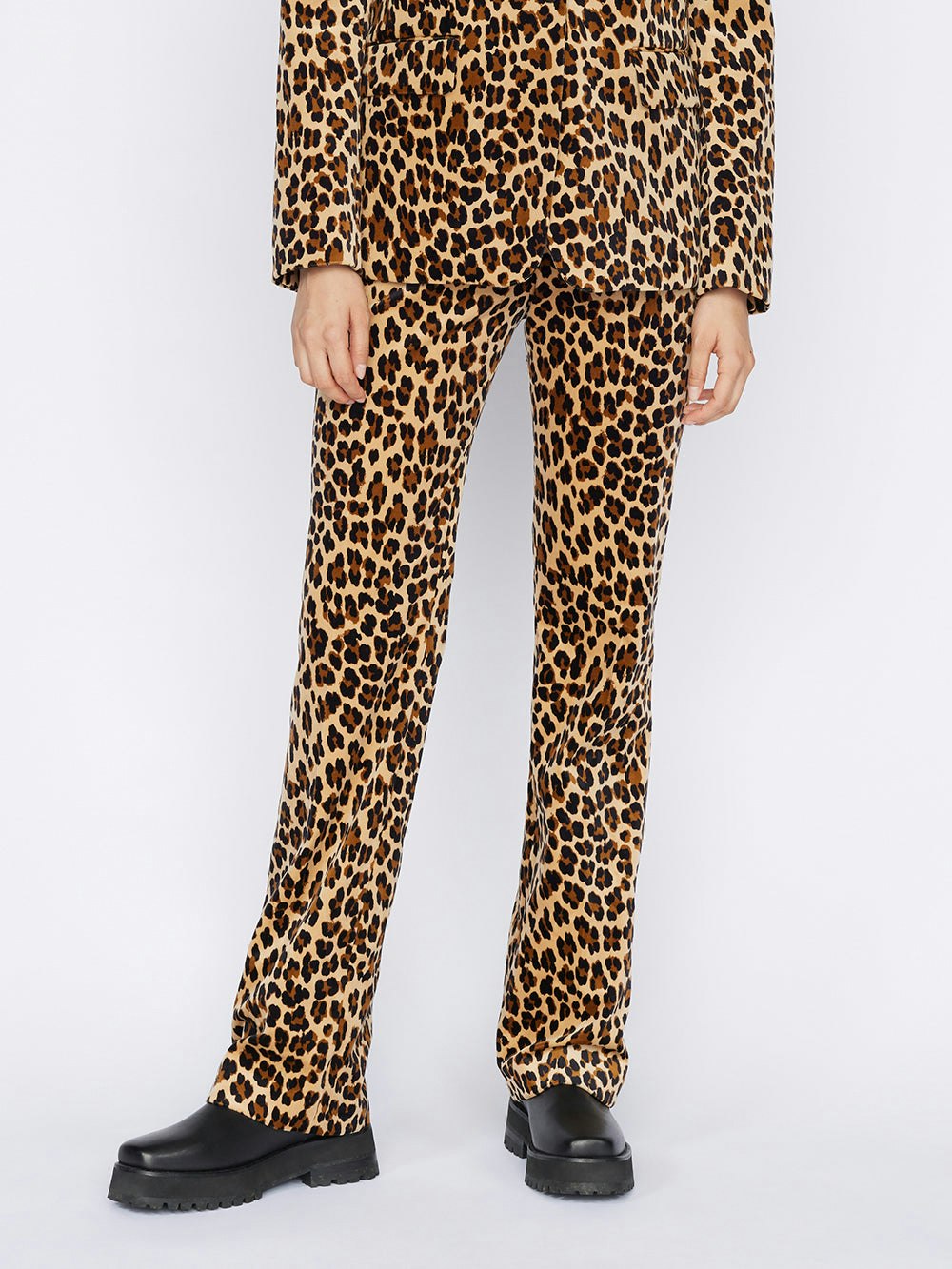 Trouser Crop View